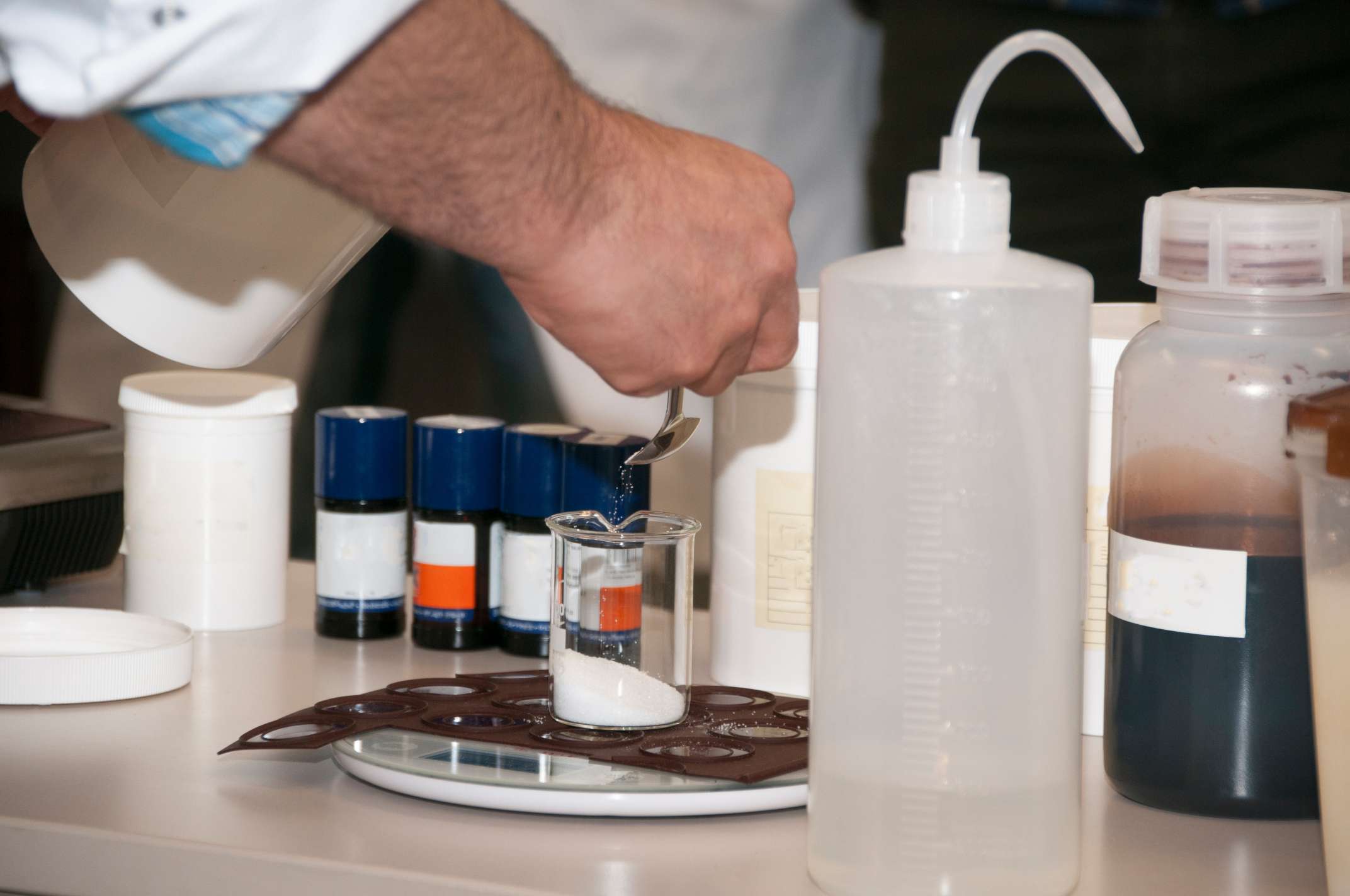 Liquid High Temperature Cementing Retarder DOC-H50L/CR50L